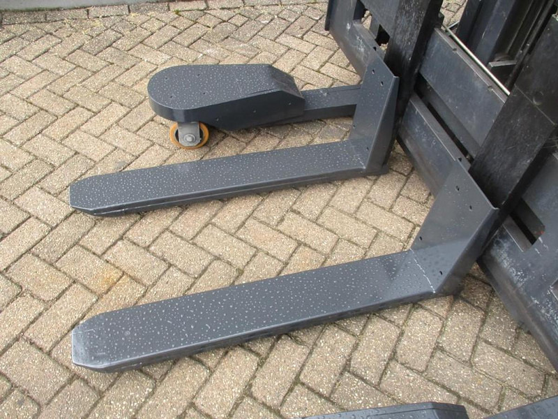 Crown WS2300-1.8TT-4W-4415 - Slagač: slika 4 Crown WS2300-1.8TT-4W-4415 - Slagač: slika 4