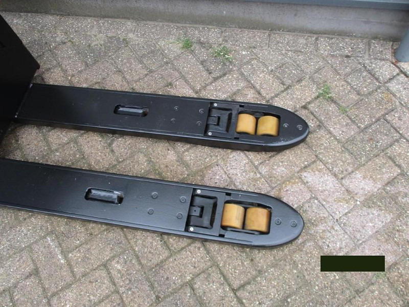 Toyota LPE200 - Kolica za palete: slika 4 Toyota LPE200 - Kolica za palete: slika 4