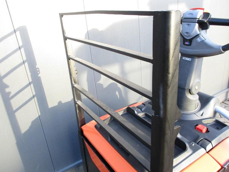 Toyota LPE250 - Kolica za palete: slika 5 Toyota LPE250 - Kolica za palete: slika 5