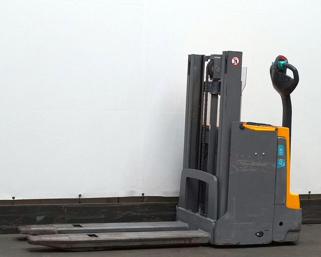 Jungheinrich EJD118 - Slagač: slika 1 Jungheinrich EJD118 - Slagač: slika 1