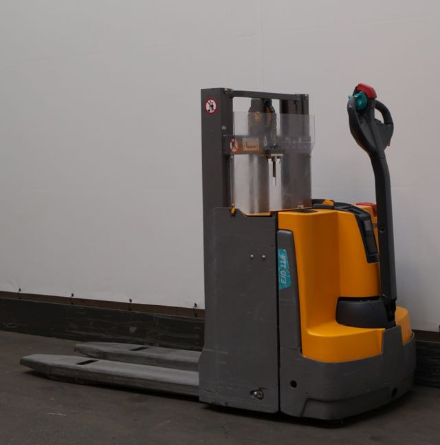 Jungheinrich EJD118 - Slagač: slika 1 Jungheinrich EJD118 - Slagač: slika 1