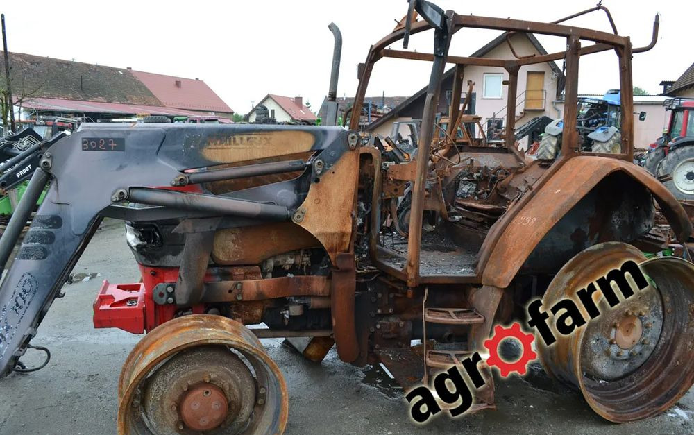 McCormick MC 115 110 skrzynia most silnik piasta zwolnica obudowa - Menjač za Poljoprivredna mašina: slika 5 McCormick MC 115 110 skrzynia most silnik piasta zwolnica obudowa - Menjač za Poljoprivredna mašina: slika 5