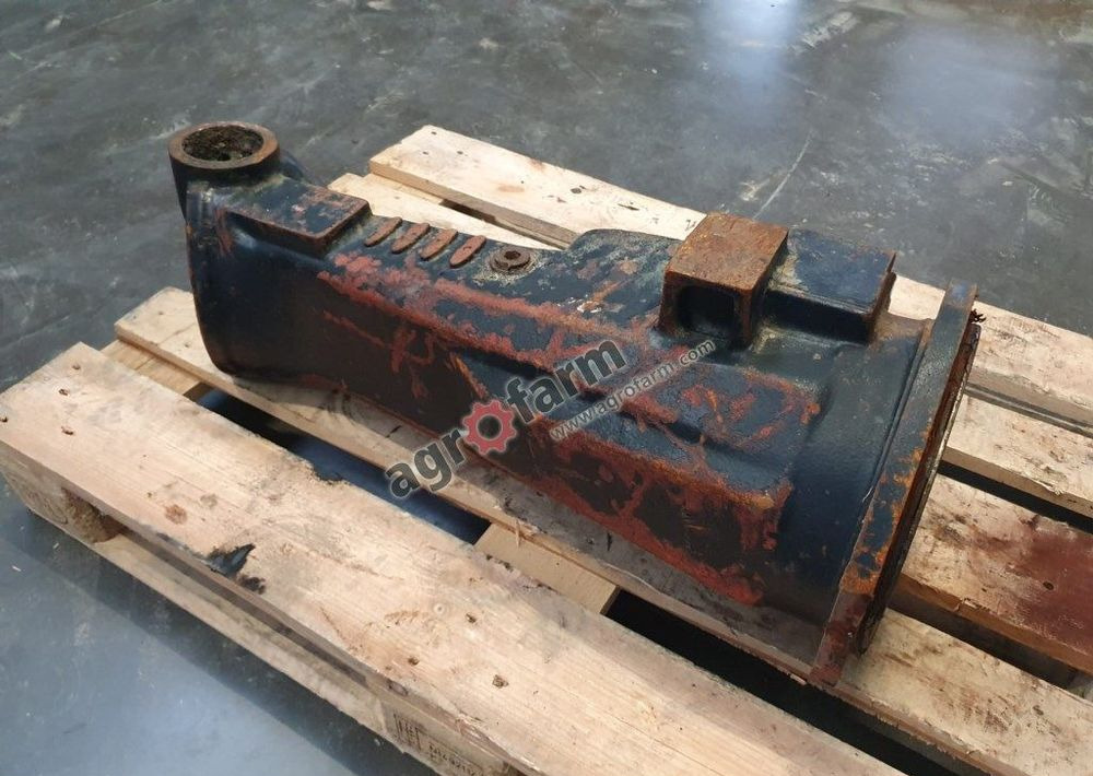 OBUDOWA MOSTU DEUTZ AGROTRON 200 180 210 102968 - Transmisija: slika 1 OBUDOWA MOSTU DEUTZ AGROTRON 200 180 210 102968 - Transmisija: slika 1