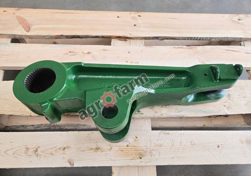 Ramię podnośnika, prawe John Deere 8270R 8435R - Suspenzija: slika 1 Ramię podnośnika, prawe John Deere 8270R 8435R - Suspenzija: slika 1