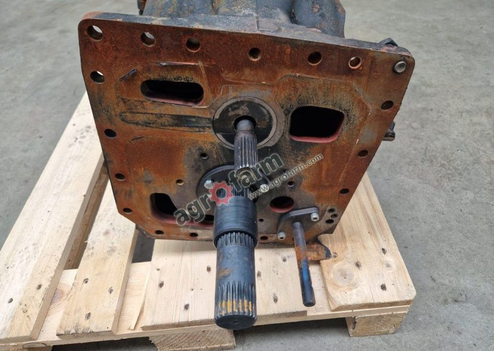 Skrzynia biegów Renault Ares 556 RZ 461B8 - Menjač: slika 4 Skrzynia biegów Renault Ares 556 RZ 461B8 - Menjač: slika 4