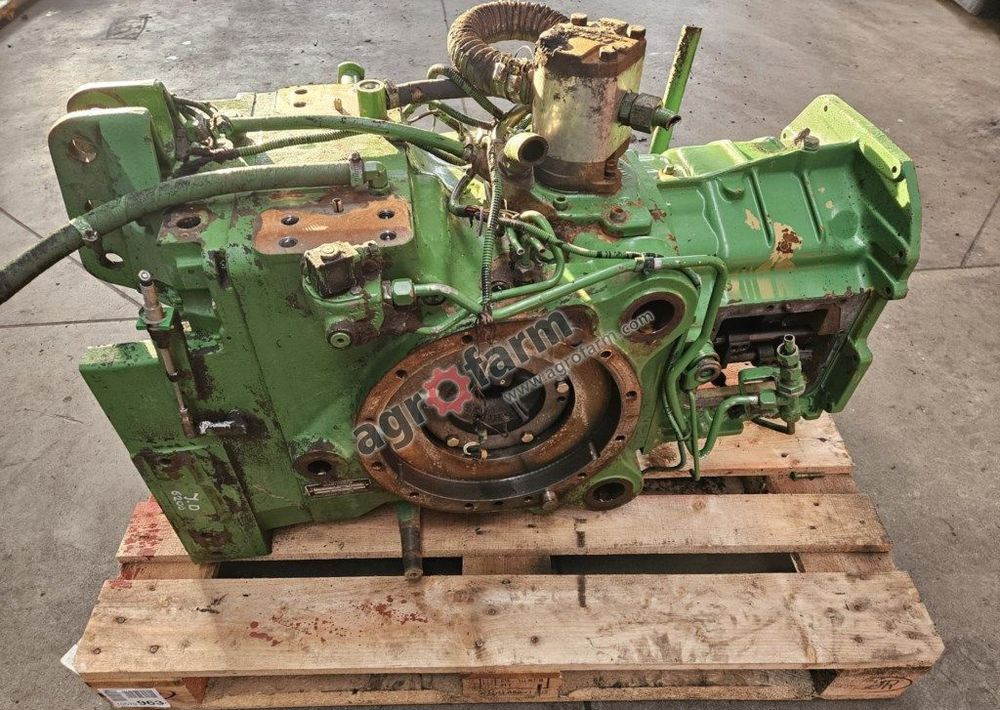 TYLNY MOST I SKRZYNIA BIEGÓW JOHN DEERE L113175 - Menjač: slika 3 TYLNY MOST I SKRZYNIA BIEGÓW JOHN DEERE L113175 - Menjač: slika 3