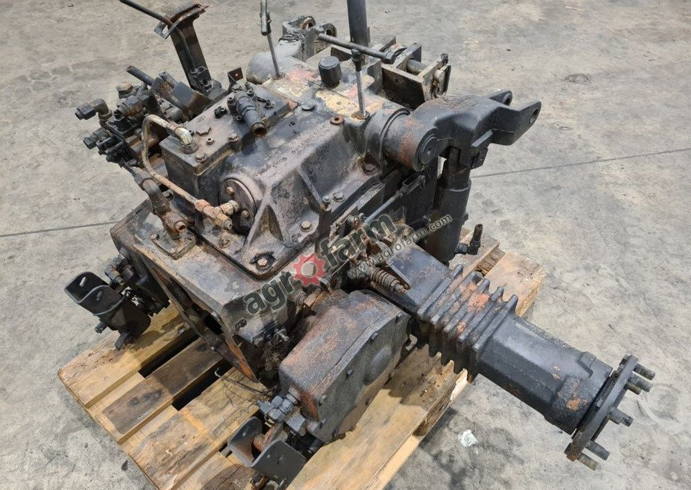 Tylny most Renault Ceres 85 - Menjač: slika 1 Tylny most Renault Ceres 85 - Menjač: slika 1