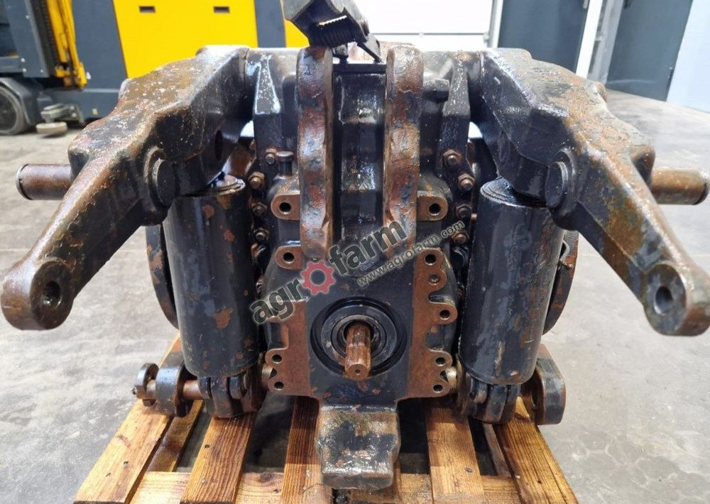 Tylny most Valtra 6400 - Menjač: slika 3 Tylny most Valtra 6400 - Menjač: slika 3