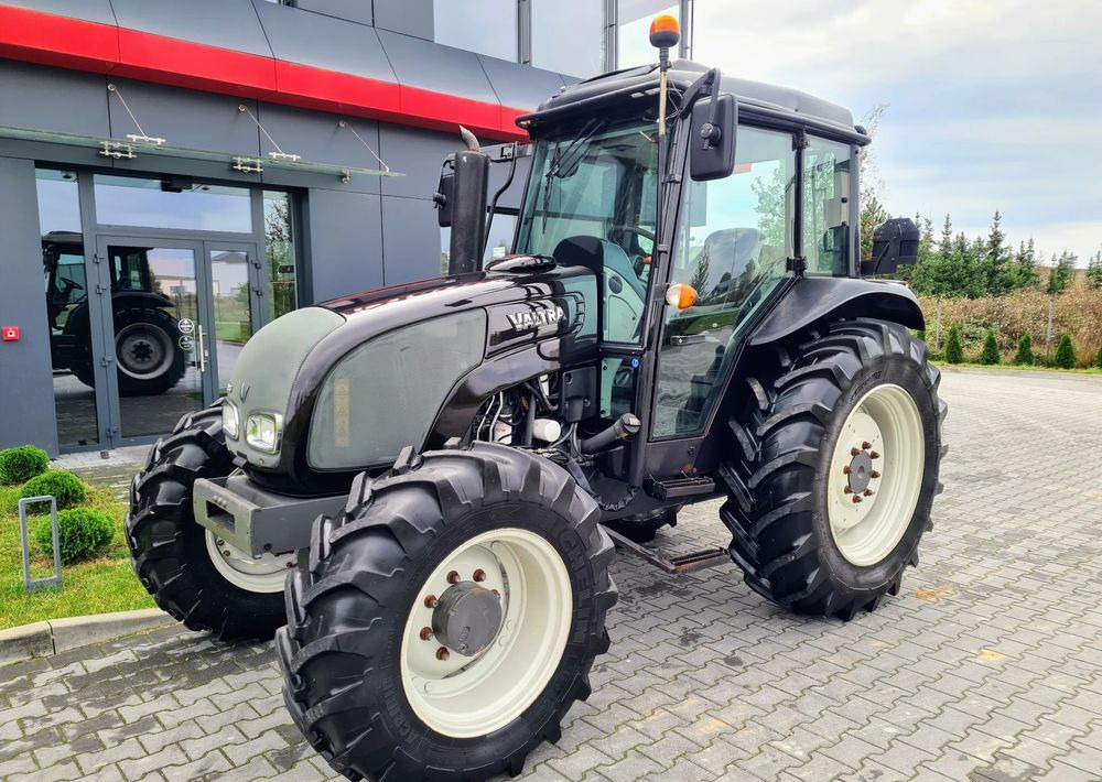 Valtra A93 - Traktor: slika 1 Valtra A93 - Traktor: slika 1