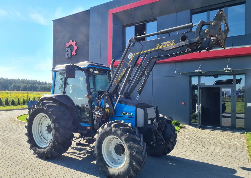 Valtra A95 - Traktor: slika 2 Valtra A95 - Traktor: slika 2