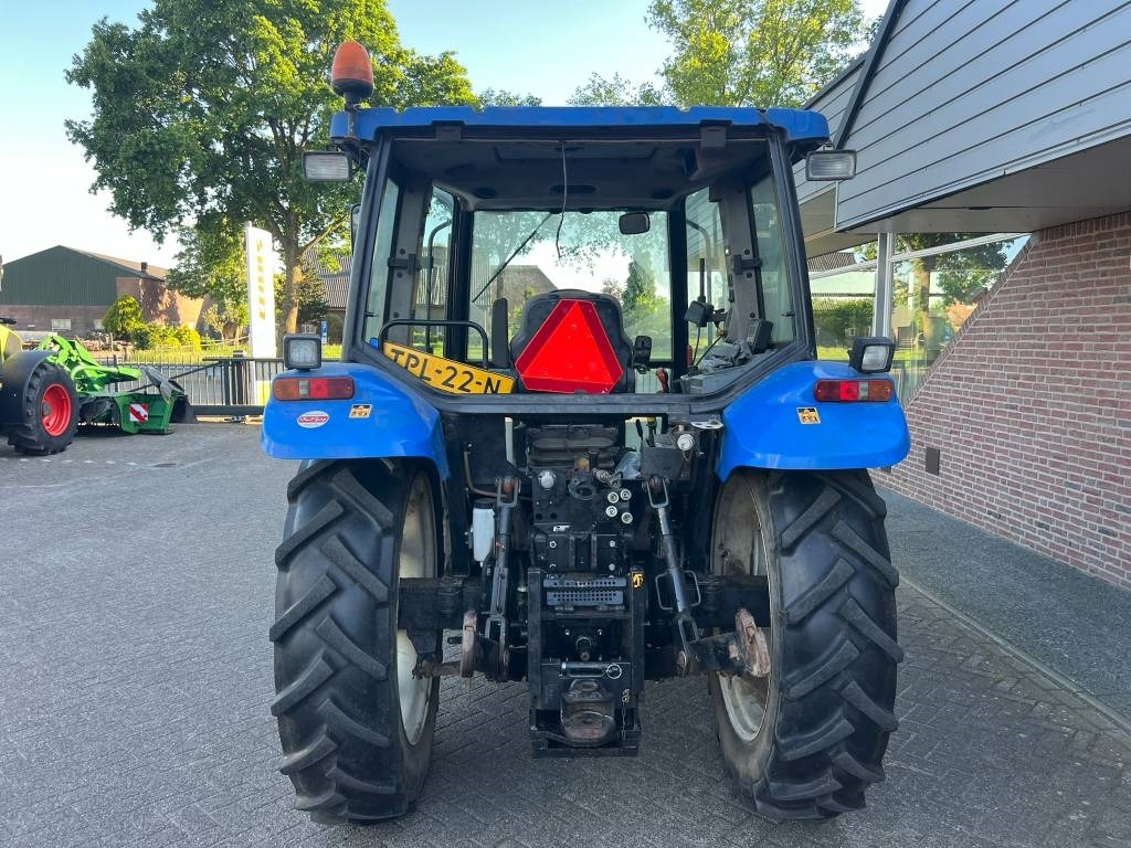 New Holland TL 90 - Traktor: slika 4 New Holland TL 90 - Traktor: slika 4