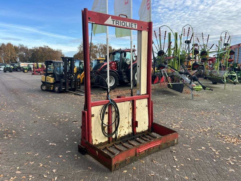 Trioliet TU 195 Kuilvoersnijder - Oprema za stoku: slika 4 Trioliet TU 195 Kuilvoersnijder - Oprema za stoku: slika 4