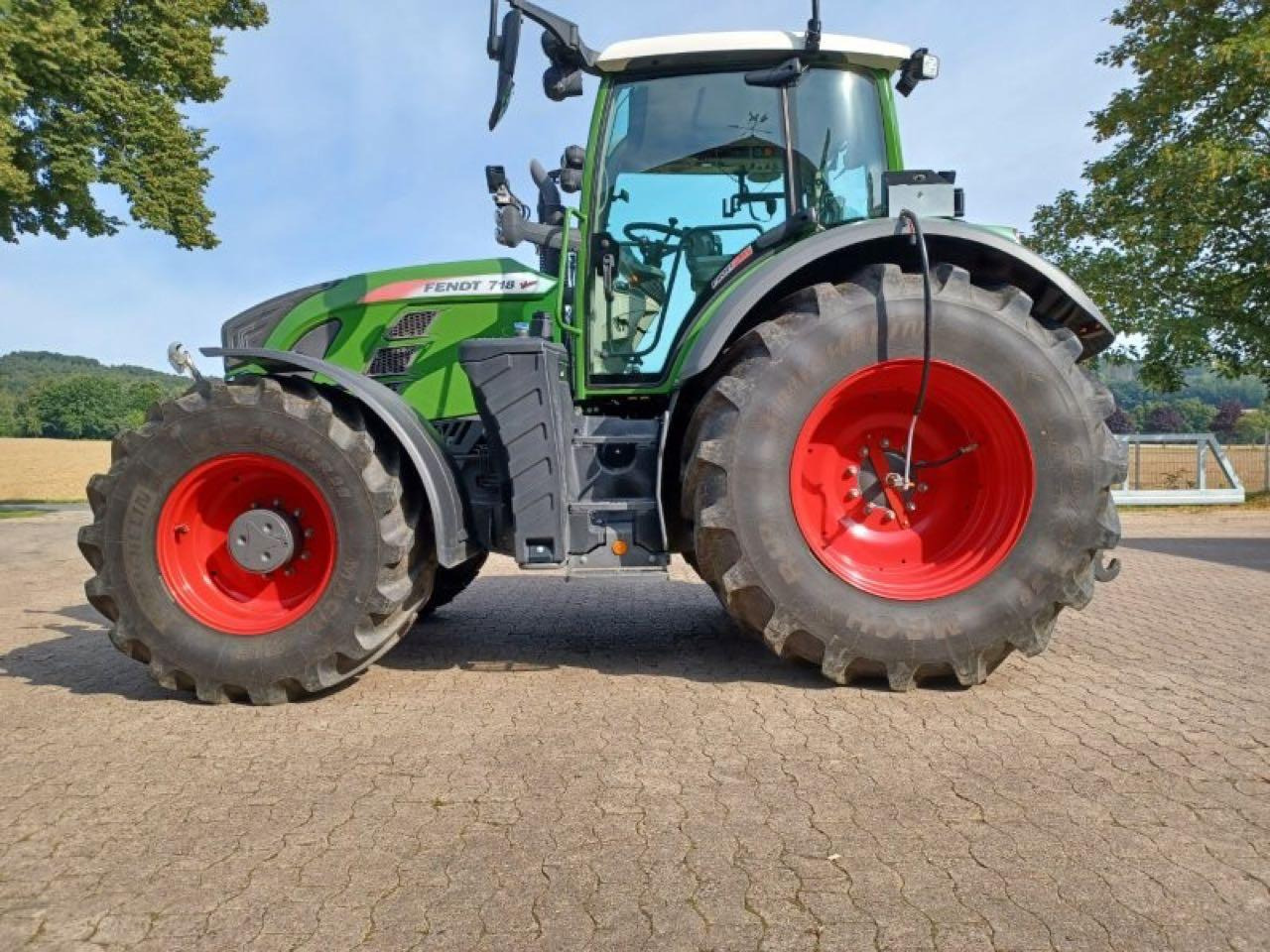 Fendt 718 S4 Vario - Traktor: slika 3 Fendt 718 S4 Vario - Traktor: slika 3