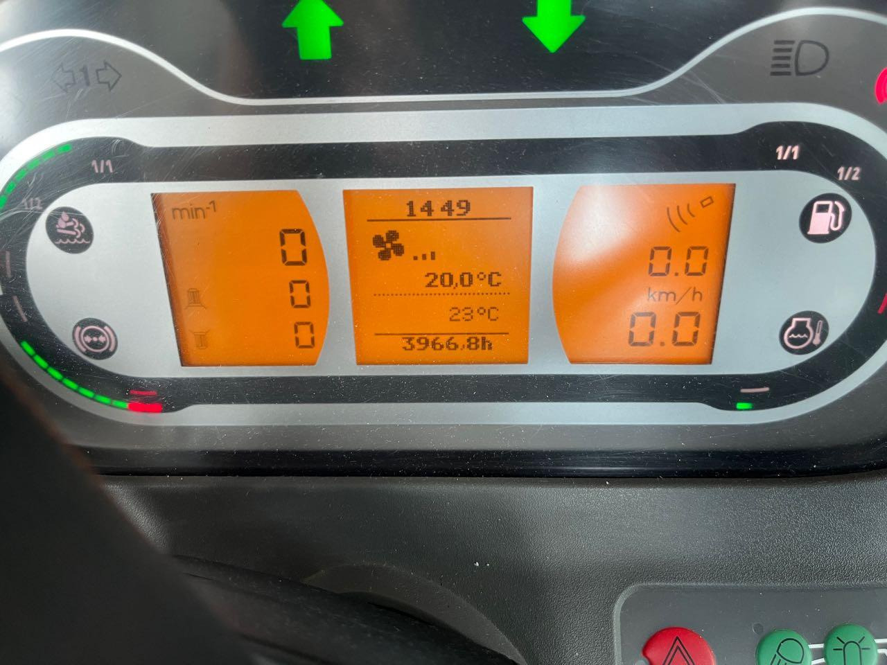 Traktor Fendt 720 Vario S4 ProfiPlus: slika 7