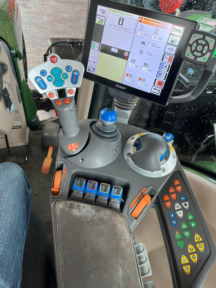 Traktor Fendt 720 Vario S4 ProfiPlus: slika 8