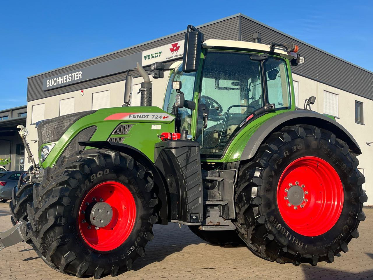 Fendt 724 Vario S4 ProfiPlus - Traktor: slika 1 Fendt 724 Vario S4 ProfiPlus - Traktor: slika 1
