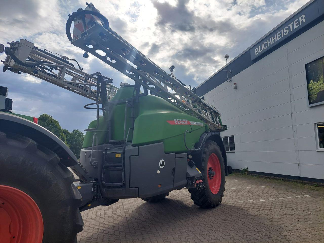 Fendt Rogator 366 - Vučena prskalica: slika 1 Fendt Rogator 366 - Vučena prskalica: slika 1