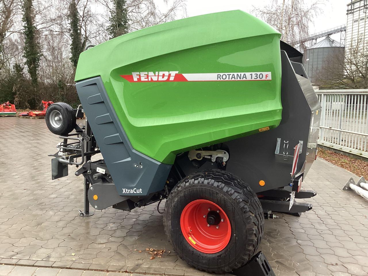 Fendt Rotana 130 F - Balirka za okrugle bale: slika 4 Fendt Rotana 130 F - Balirka za okrugle bale: slika 4