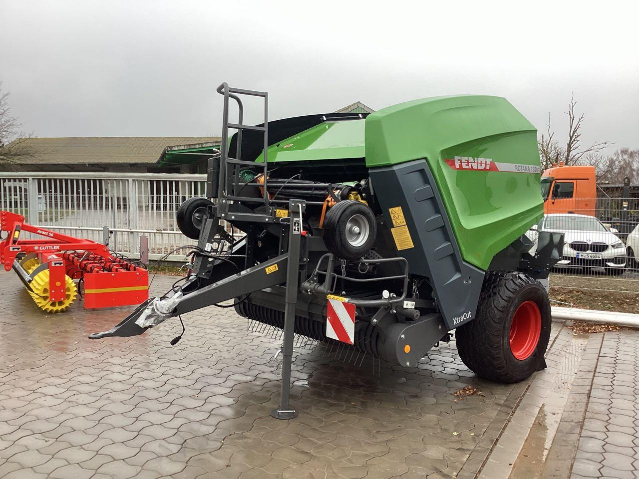 Fendt Rotana 130 F - Balirka za okrugle bale: slika 1 Fendt Rotana 130 F - Balirka za okrugle bale: slika 1