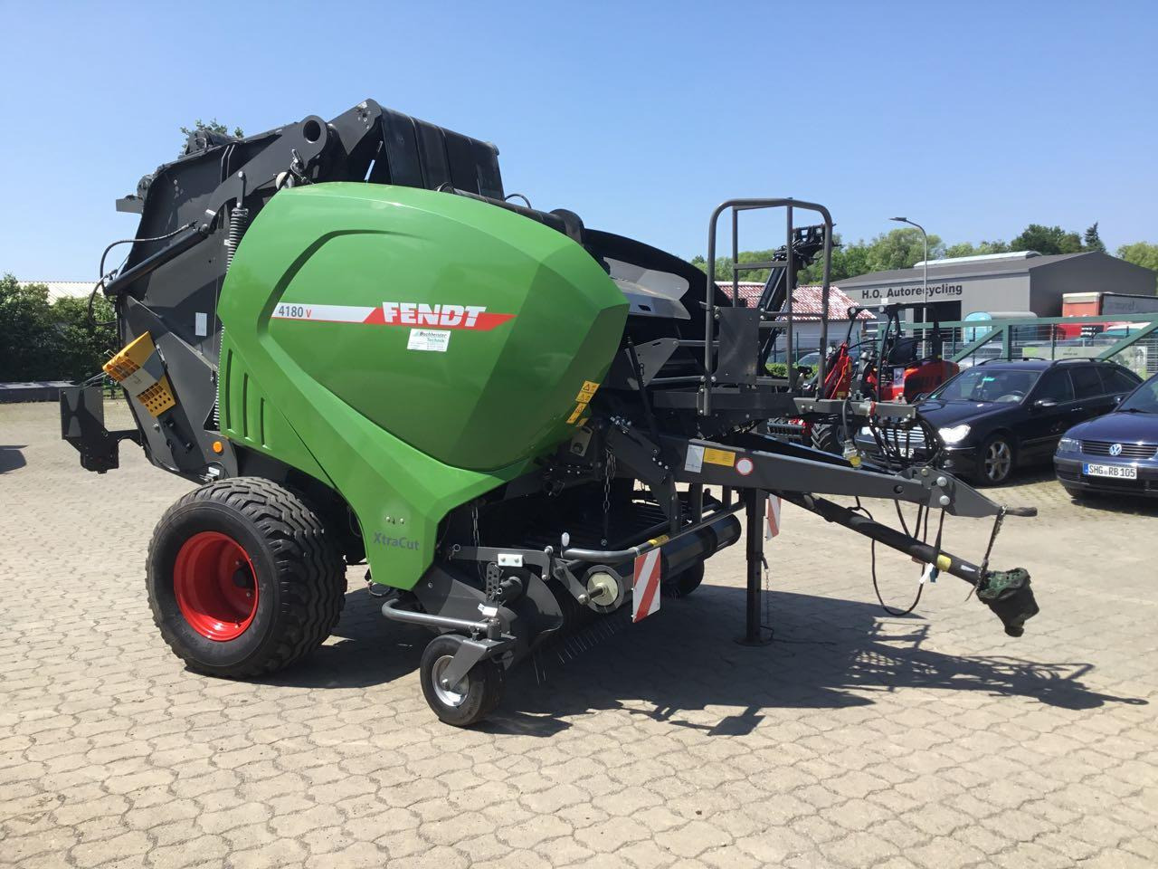 Fendt Rotana 4180 V Xtra - Balirka za okrugle bale: slika 1 Fendt Rotana 4180 V Xtra - Balirka za okrugle bale: slika 1