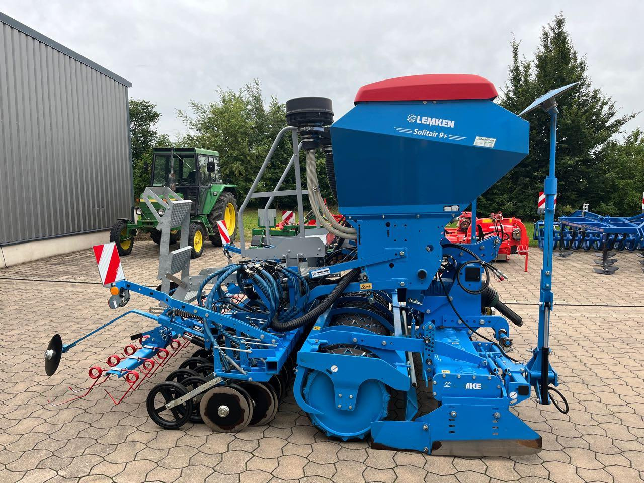 Lemken Zirkon 12 / Solitär 9-300 - Kombinovana mašina za setvu: slika 3 Lemken Zirkon 12 / Solitär 9-300 - Kombinovana mašina za setvu: slika 3