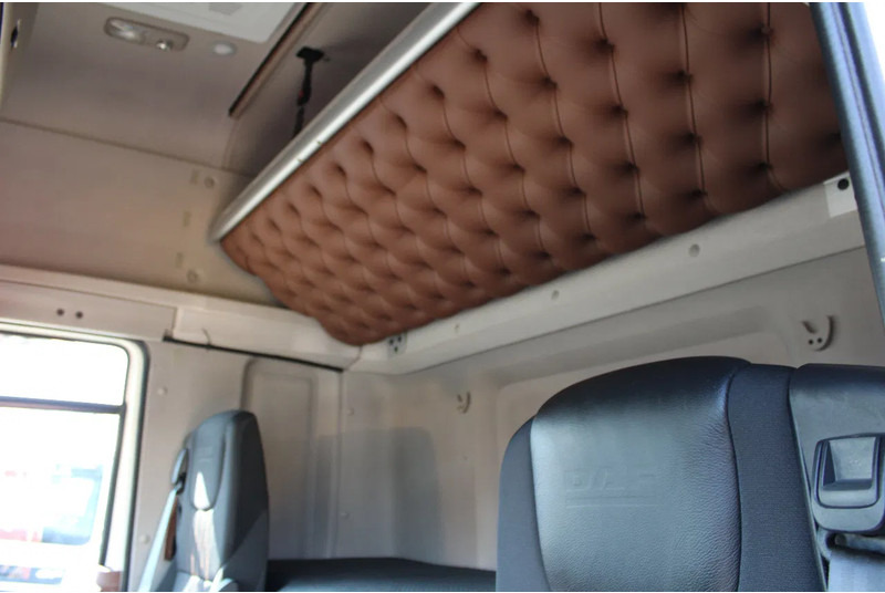 DAF CF 370 + euro 6 + ssc + full option - Kamion sa golom šasijom i zatvorenom kabinom: slika 5 DAF CF 370 + euro 6 + ssc + full option - Kamion sa golom šasijom i zatvorenom kabinom: slika 5