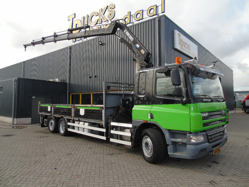 DAF CF 75.310 + HIAB 200 C5 + MANUAL + REMOTE + 6X2 STEERING - Kamion sa dizalicom: slika 4 DAF CF 75.310 + HIAB 200 C5 + MANUAL + REMOTE + 6X2 STEERING - Kamion sa dizalicom: slika 4