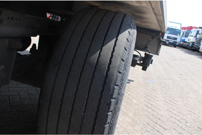 Poluprikolica sa zatvorenim sandukom Groenewegen 3x BPW +3 TONS lift: slika 15 Poluprikolica sa zatvorenim sandukom Groenewegen 3x BPW +3 TONS lift: slika 15