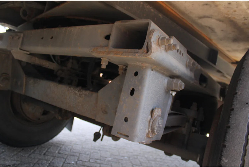 Poluprikolica sa zatvorenim sandukom Groenewegen 3x BPW +3 TONS lift: slika 16 Poluprikolica sa zatvorenim sandukom Groenewegen 3x BPW +3 TONS lift: slika 16