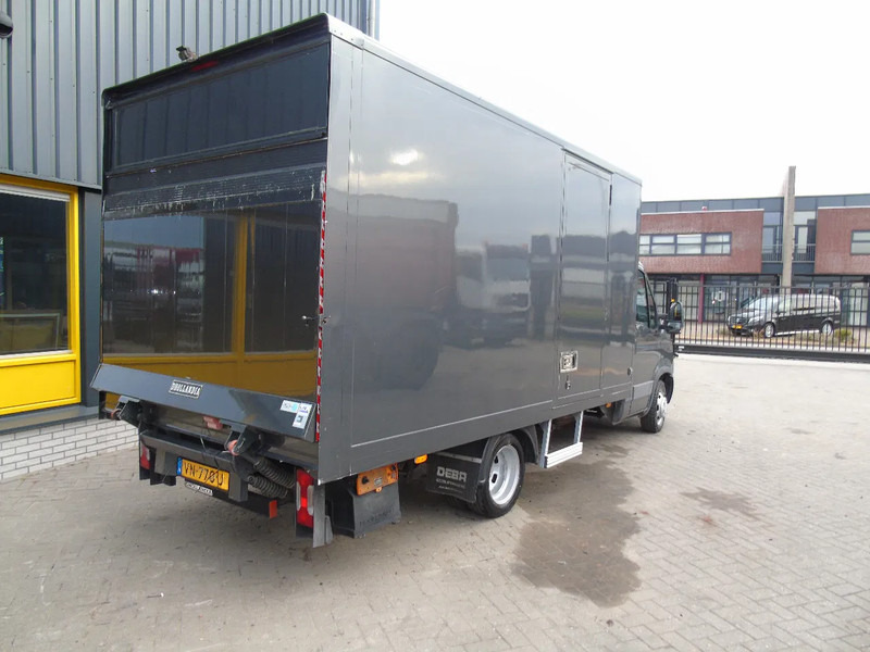 Iveco Daily 35C13 + LIFT + EURO 5 - Dostavno vozilo sa zatvorenim sandukom: slika 3 Iveco Daily 35C13 + LIFT + EURO 5 - Dostavno vozilo sa zatvorenim sandukom: slika 3