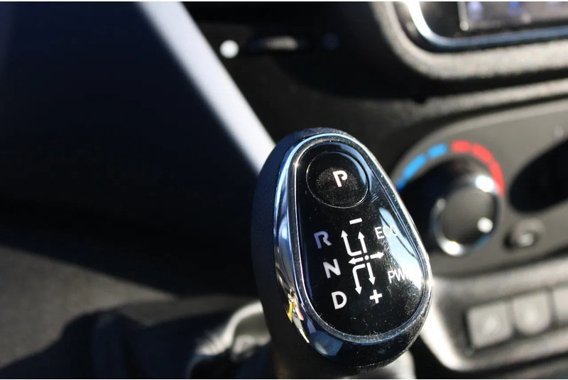 Dostavno vozilo hladnjača Iveco Daily 35S16 + CARRIER + FRC/ATP: slika 19 Dostavno vozilo hladnjača Iveco Daily 35S16 + CARRIER + FRC/ATP: slika 19