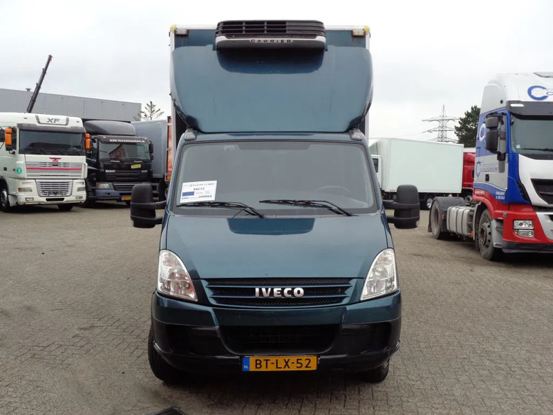 Iveco Daily 50c15 x+ Manual + Carrier + Flower transport + cooling/heating - Dostavno vozilo hladnjača: slika 2 Iveco Daily 50c15 x+ Manual + Carrier + Flower transport + cooling/heating - Dostavno vozilo hladnjača: slika 2