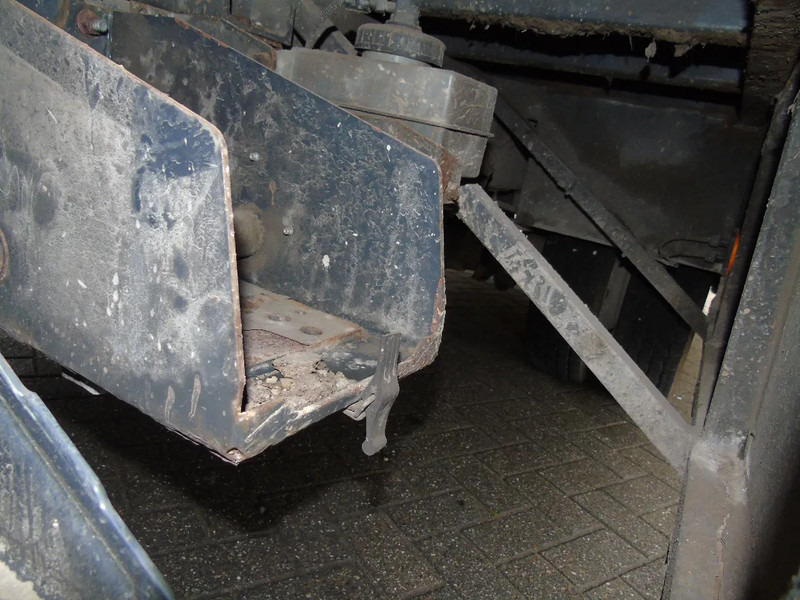 Kamion sa zatvorenim sandukom Iveco Eurocargo 75 E 180 GLASWAGEN: slika 10 Kamion sa zatvorenim sandukom Iveco Eurocargo 75 E 180 GLASWAGEN: slika 10