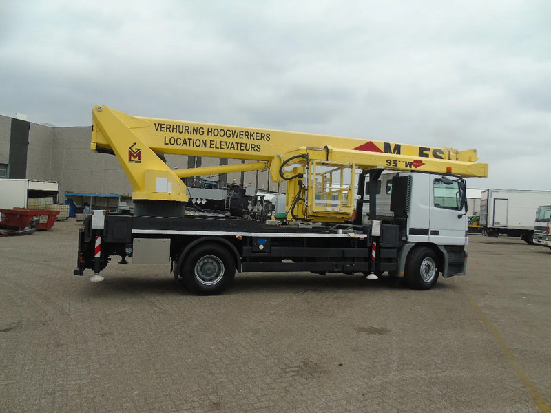 Mercedes-Benz Actros 1931 + 43 METER + WUMAG SYSTEM - Kamion: slika 3 Mercedes-Benz Actros 1931 + 43 METER + WUMAG SYSTEM - Kamion: slika 3