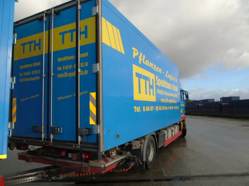 MAN TGA 18.400 + combi + lift + euro 5 + 2.70 - Kamion sa zatvorenim sandukom: slika 3 MAN TGA 18.400 + combi + lift + euro 5 + 2.70 - Kamion sa zatvorenim sandukom: slika 3