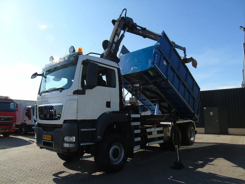 MAN TGS 26.400 + 6x6 + HIAB 166 E3 HIPRO + 3SIDE TIPPER - Kamion sa dizalicom: slika 3 MAN TGS 26.400 + 6x6 + HIAB 166 E3 HIPRO + 3SIDE TIPPER - Kamion sa dizalicom: slika 3