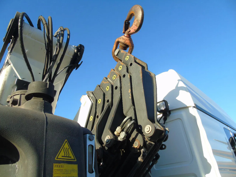 Kamion sa dizalicom MAN TGX 26.440 + FASSI 455A.2.26 + EURO 6 + 6X2 + REMOTE: slika 9