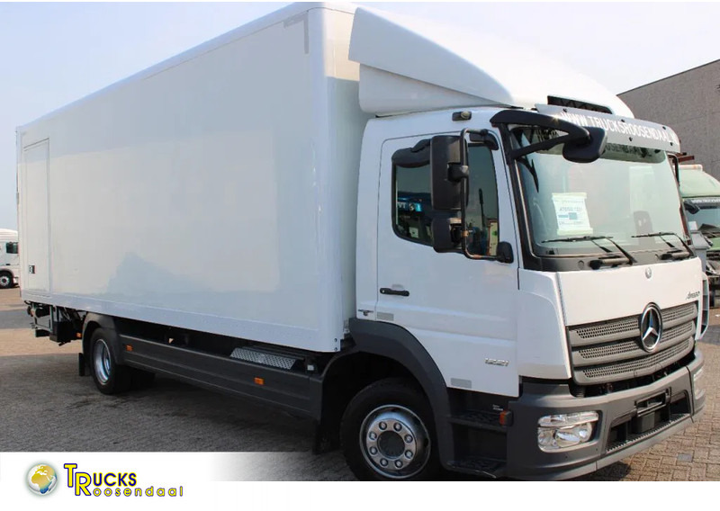 Mercedes-Benz Atego 1221 + EURO 6 + LIFT + 12t - Kamion sa zatvorenim sandukom: slika 1 Mercedes-Benz Atego 1221 + EURO 6 + LIFT + 12t - Kamion sa zatvorenim sandukom: slika 1