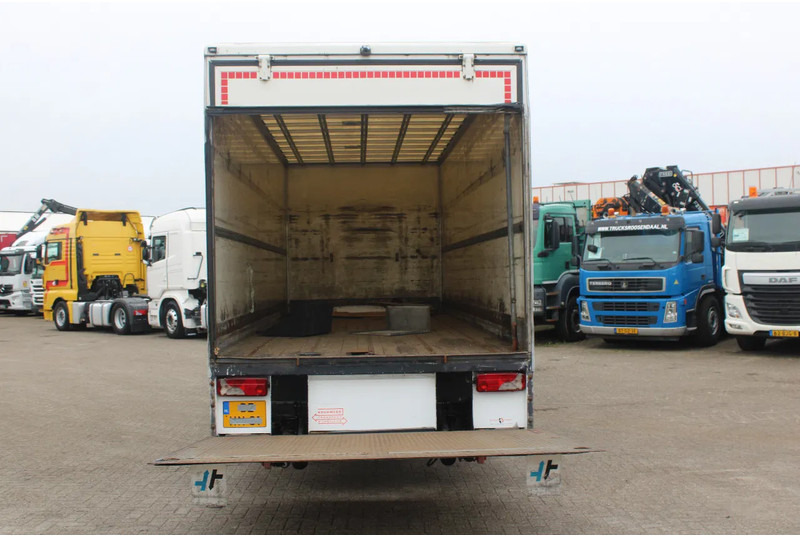 Scania P230 + LIFT + EURO 5 - Kamion sa zatvorenim sandukom: slika 3 Scania P230 + LIFT + EURO 5 - Kamion sa zatvorenim sandukom: slika 3