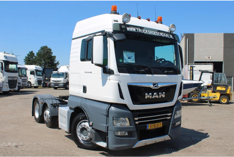 MAN TGX 24.420 + EURO 6 + 6x2 - Tegljač: slika 3 MAN TGX 24.420 + EURO 6 + 6x2 - Tegljač: slika 3
