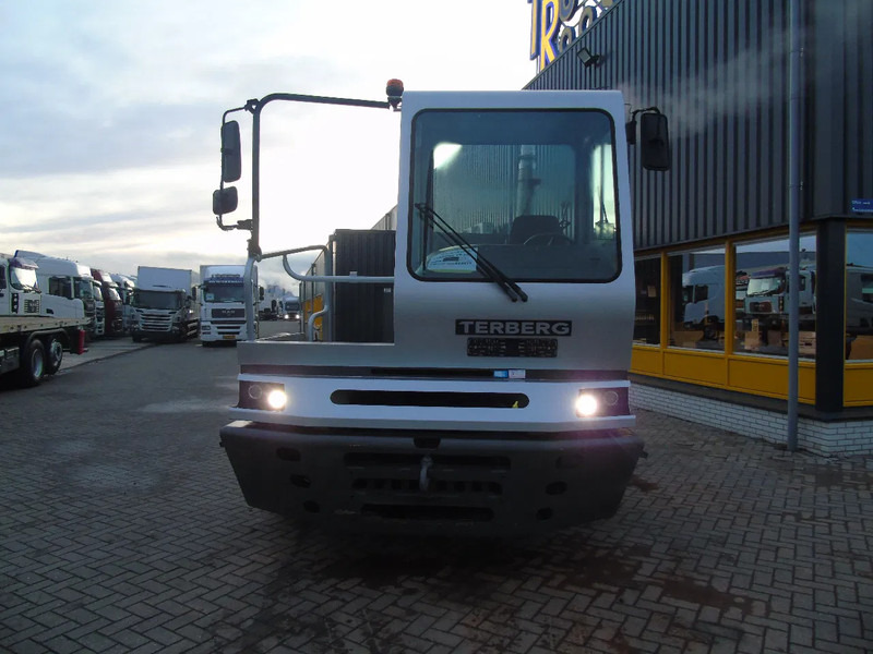 Terminalni traktor Terberg YT 182 fully funtion + perfect: slika 9