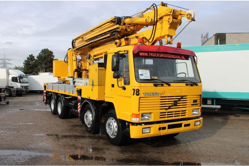 Volvo FL10 8X4 + GROMACH 34 mtr. + EURO 2 - Autokran za sve terene: slika 4 Volvo FL10 8X4 + GROMACH 34 mtr. + EURO 2 - Autokran za sve terene: slika 4