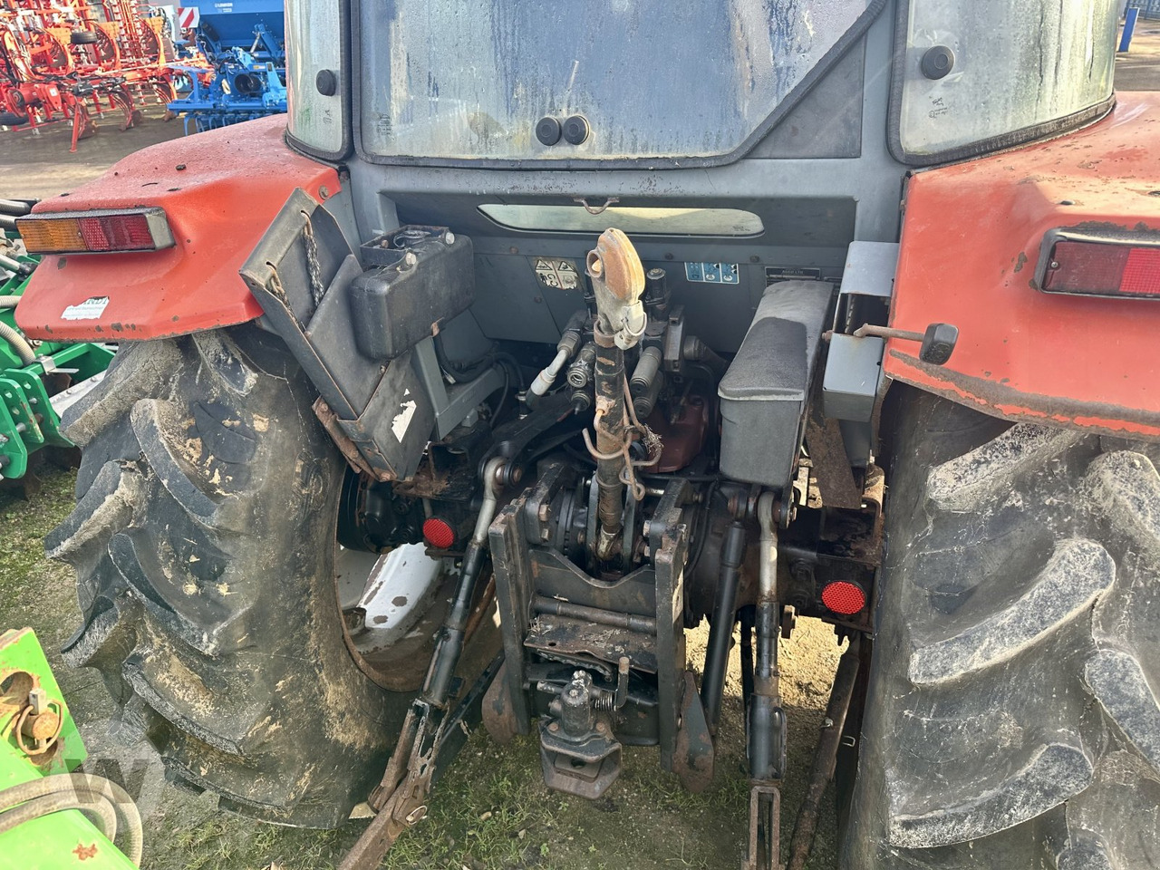 Traktor Massey Ferguson 4235: slika 9