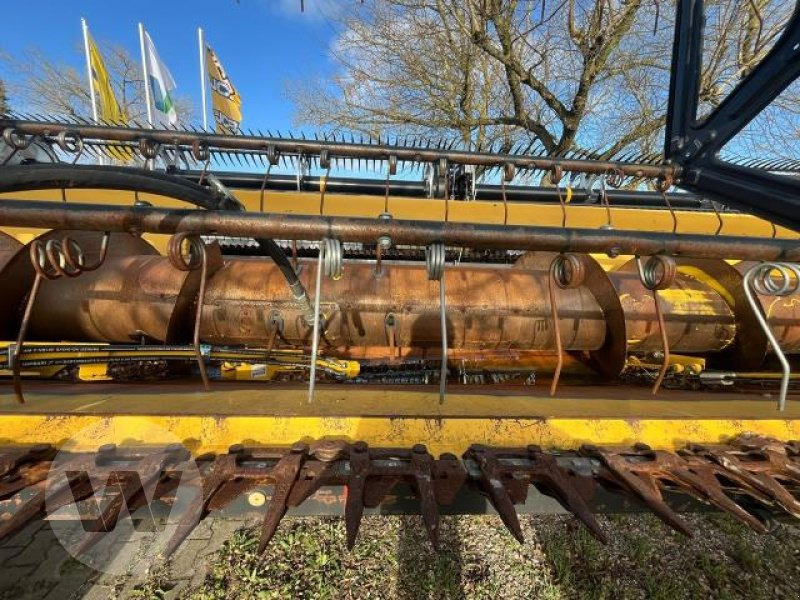 New Holland 9,15m Varifeed - Prednji deo kombajna: slika 3 New Holland 9,15m Varifeed - Prednji deo kombajna: slika 3