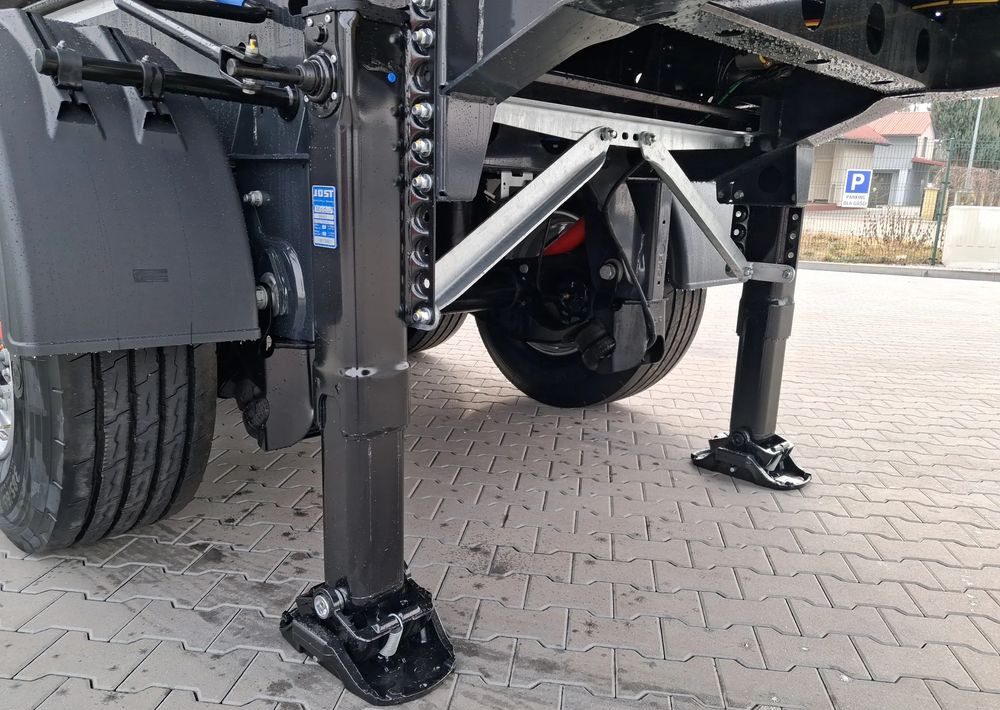 Humbaur Wywrotka Stalowa 27m3 HARDOX - Poluprikolica istovarivača: slika 4 Humbaur Wywrotka Stalowa 27m3 HARDOX - Poluprikolica istovarivača: slika 4