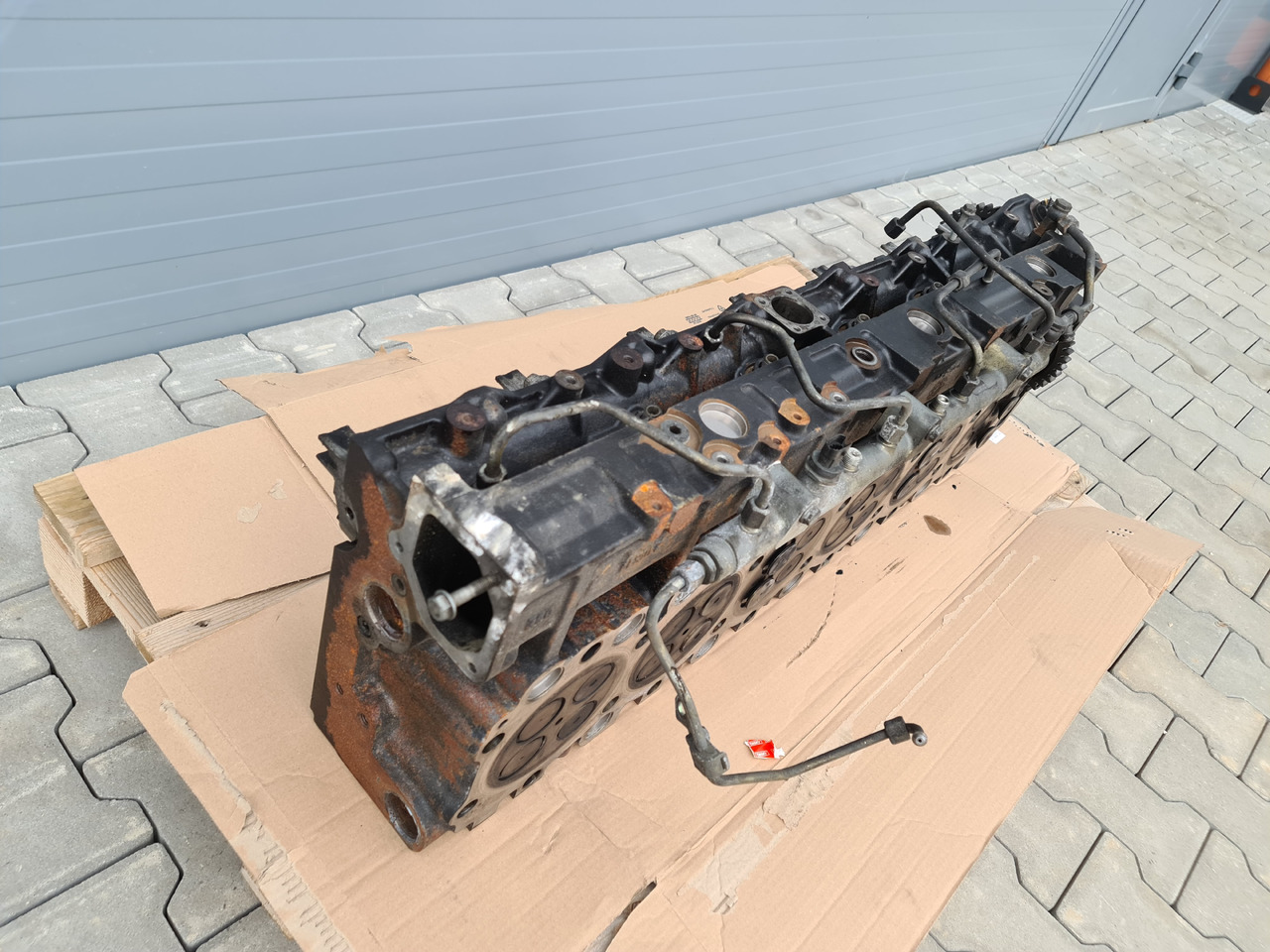 MAN TGX TGA / CYLINDER HEAD / D20 ENGINE / EURO 3 4 5 / WORLDWIDE DELIVERY - Zaglavlje motora: slika 3 MAN TGX TGA / CYLINDER HEAD / D20 ENGINE / EURO 3 4 5 / WORLDWIDE DELIVERY - Zaglavlje motora: slika 3