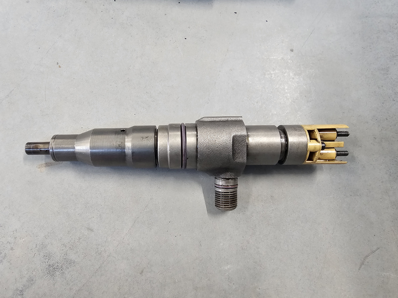 MERCEDES-BENZ ATEGO MP4 EURO 6 / INJECTORS SET / OM936 / A9362187007 - Ubrizgač: slika 3 MERCEDES-BENZ ATEGO MP4 EURO 6 / INJECTORS SET / OM936 / A9362187007 - Ubrizgač: slika 3