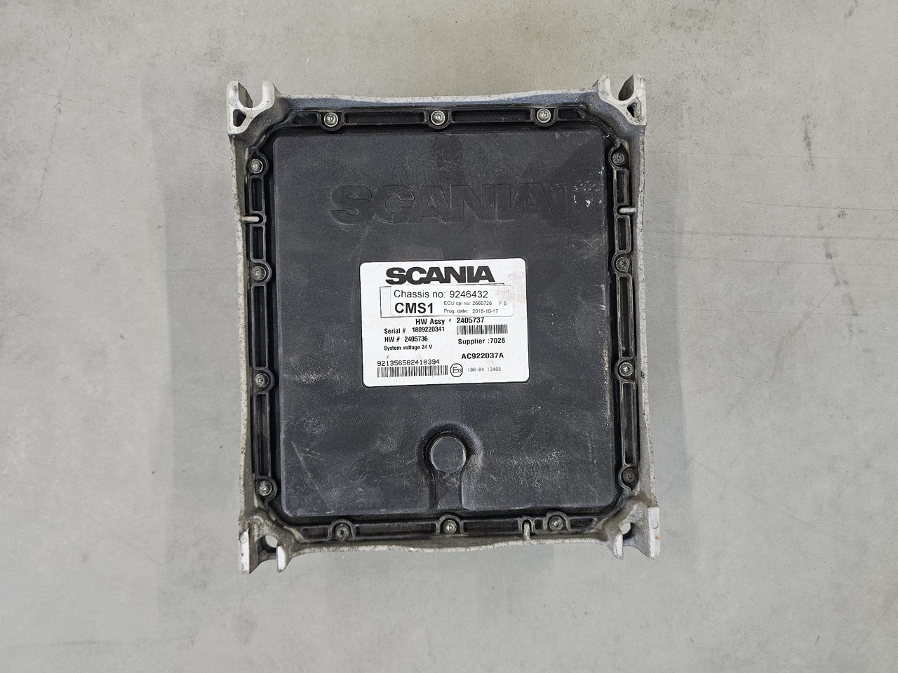 SCANIA R450 EURO 6 / CMS1 CONTROL UNIT / 2660726 - Upravljačka jedinica: slika 3 SCANIA R450 EURO 6 / CMS1 CONTROL UNIT / 2660726 - Upravljačka jedinica: slika 3