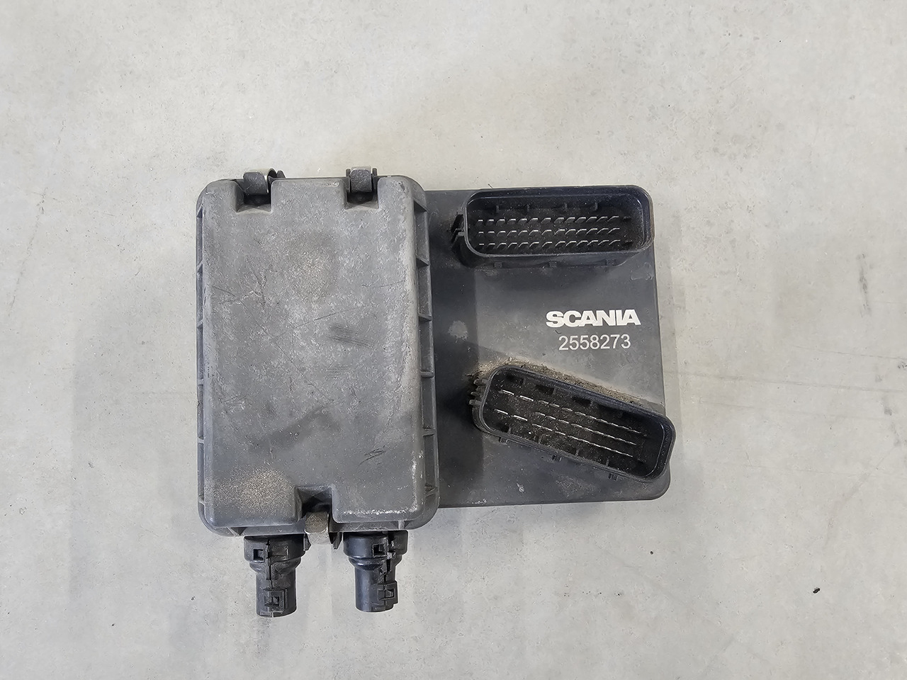 SCANIA S, R, P, G / FUSES BOX / 2558273 - Osigurač: slika 2 SCANIA S, R, P, G / FUSES BOX / 2558273 - Osigurač: slika 2