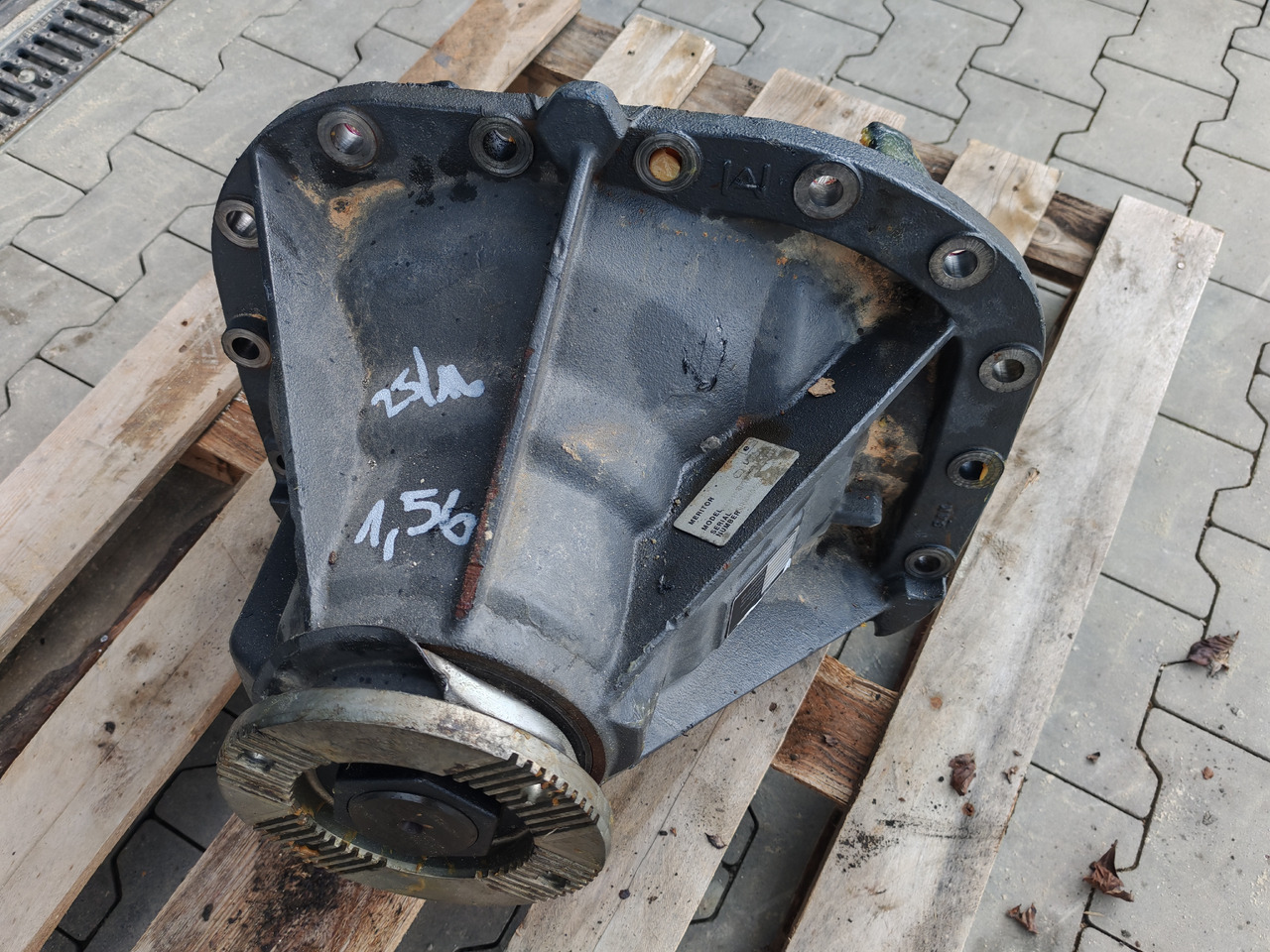 VOLVO RTH2610B / DS70H / RATIO: 1.56 16x25 / DIFFERENTIAL / NEW - Zadnja osovina: slika 2 VOLVO RTH2610B / DS70H / RATIO: 1.56 16x25 / DIFFERENTIAL / NEW - Zadnja osovina: slika 2
